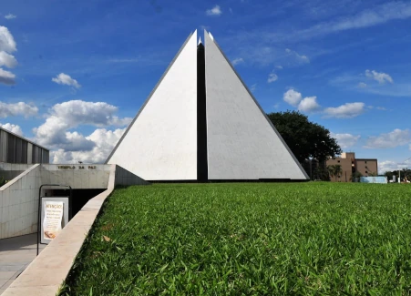 Imagem externa da Legião da Boa Vontade em Brasília